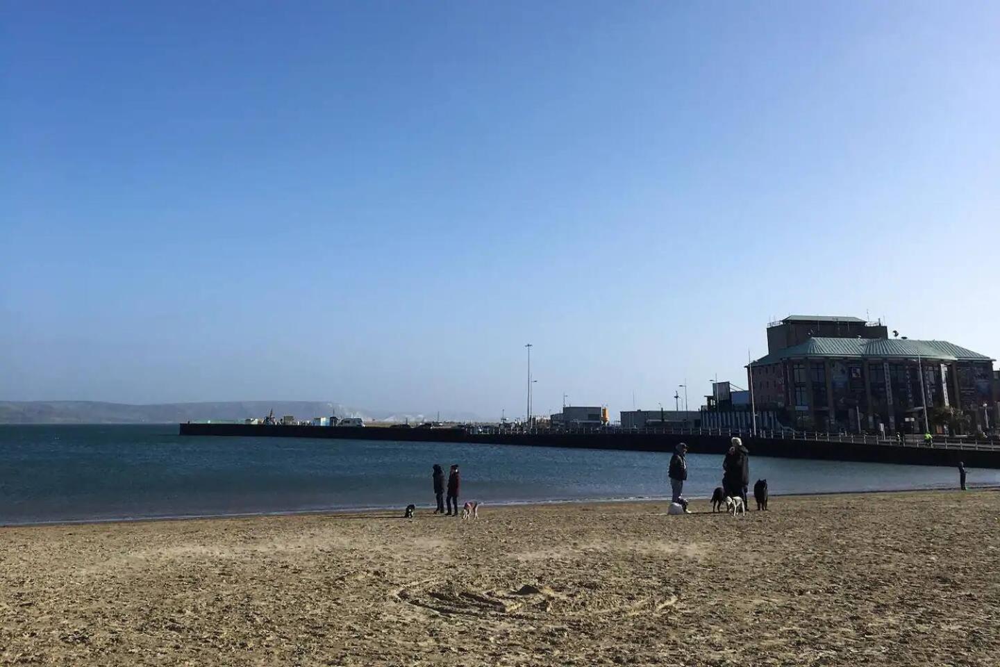 Luxurious Beach Side Flat, Central Weymouth! Apartment Exterior photo